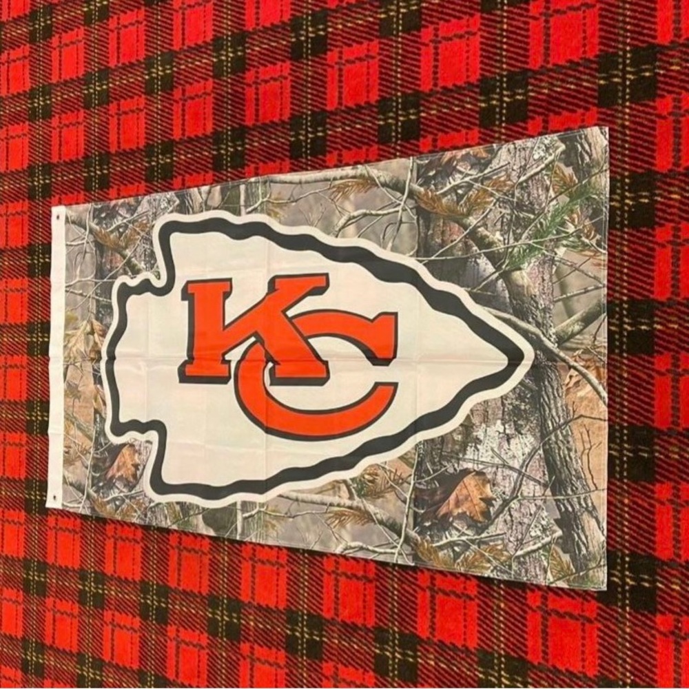 Brand new Kansas City Chiefs banner flag